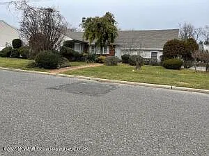 6 bed, 3.5 bath, 2797 sqft, $4,500 — Photo 1