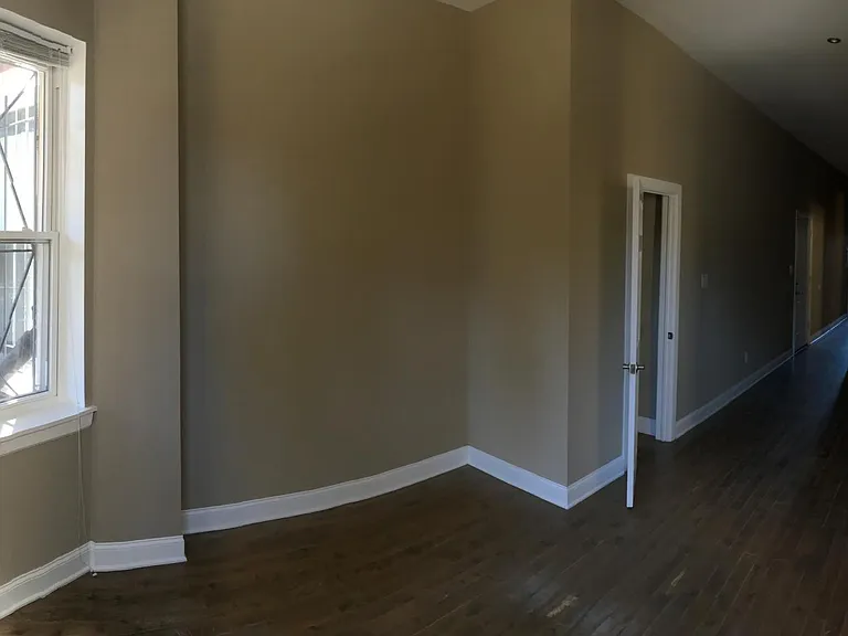 1820 W Girard Ave #2 — Photo 35