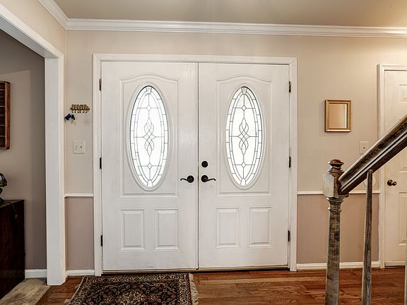 2nd image of 6408 Southridge Ct