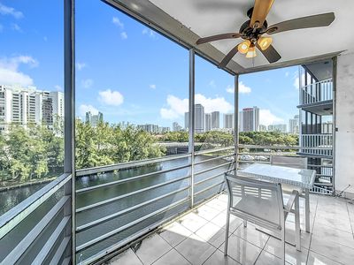 300 Diplomat Parkway #714, Hallandale Beach, FL, 33009