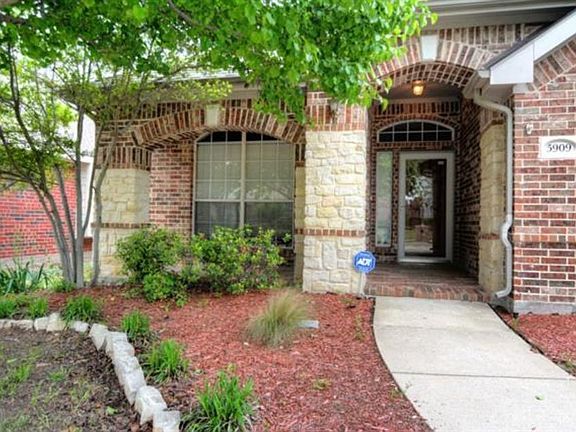 4th image of 5909 Blue Spruce Ln