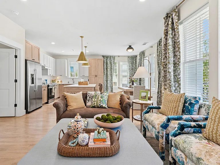 NOVEL Davidson by Crescent Communities — Photo 30