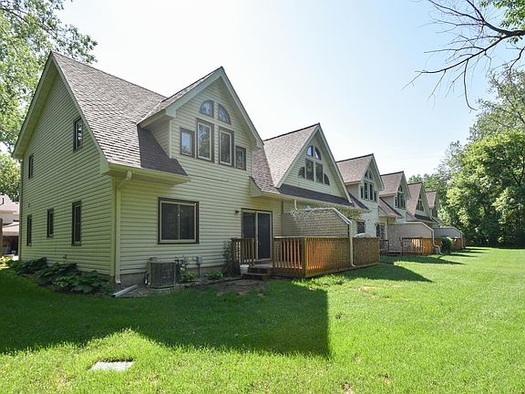 Private feeling back yard