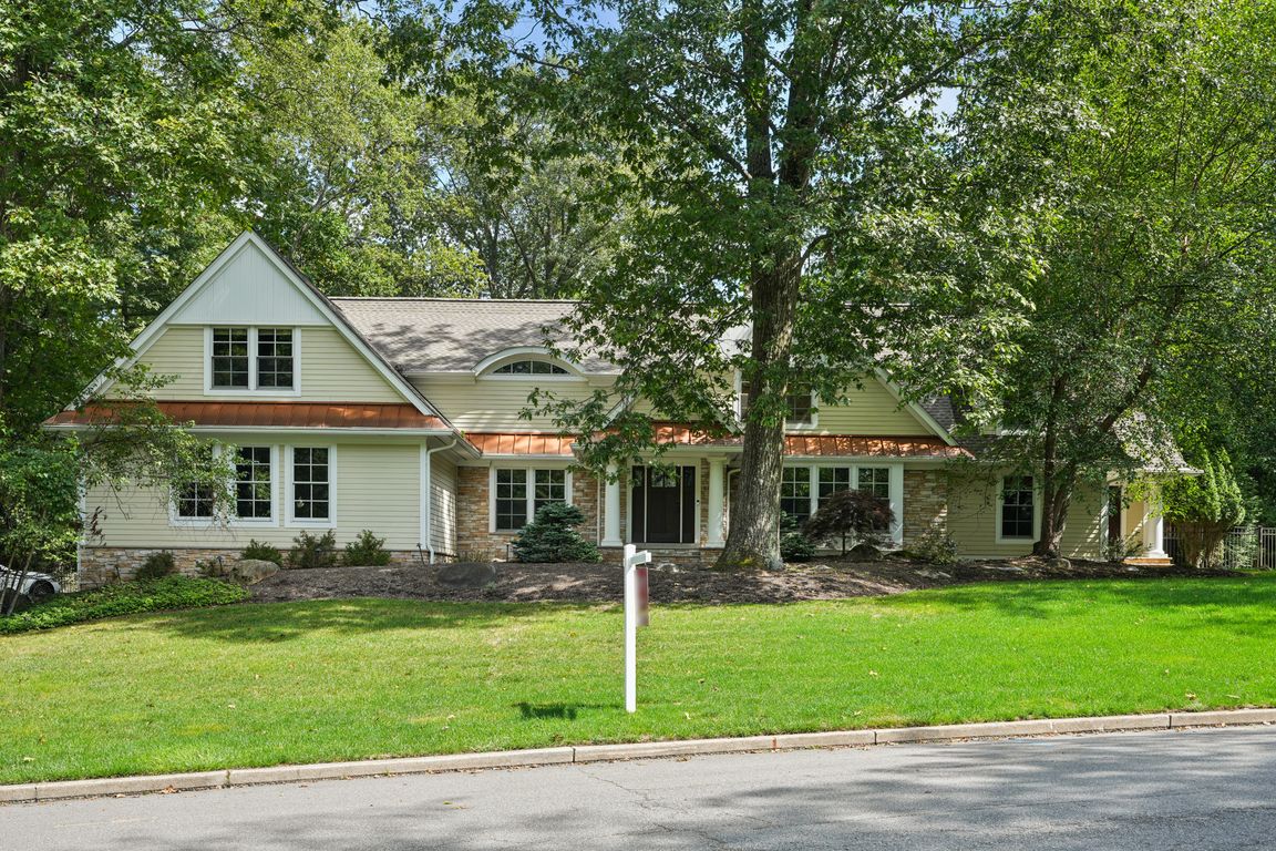 Gregory Rd-S1209-001.jpg