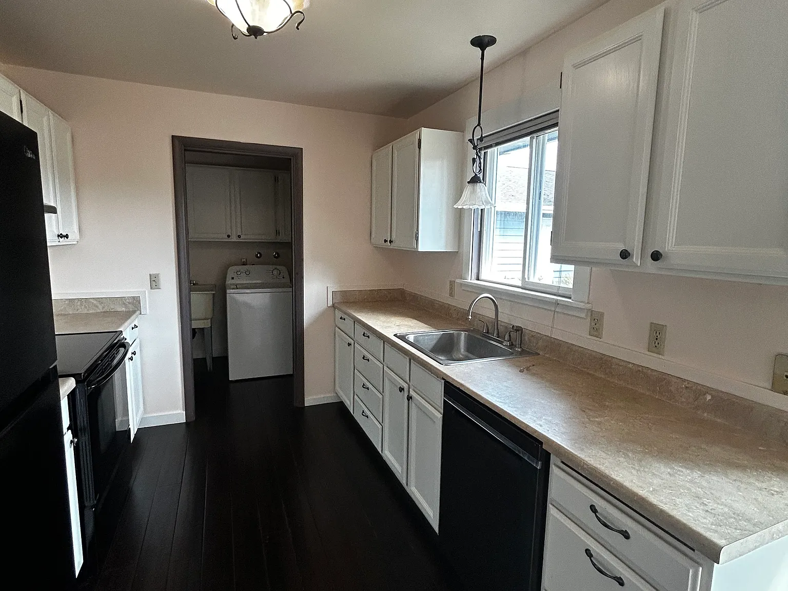 2 bed, $2,200 — Photo 3