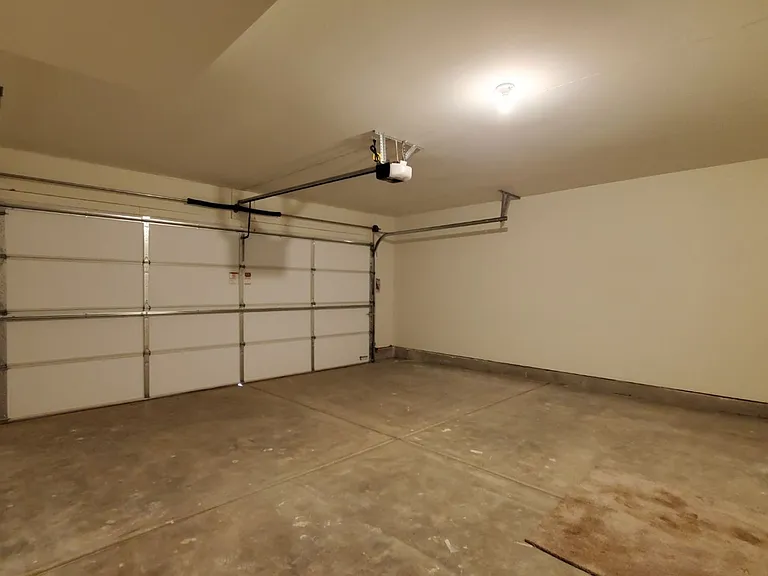 300 Timber Ridge Ct — Photo 20