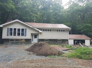 251 Shaver Pond Rd, Cropseyville, NY 12052