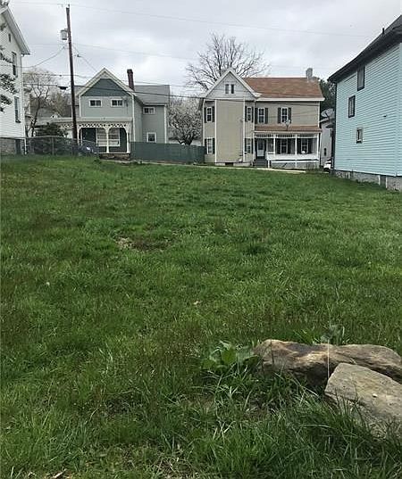 1st image of 314 Hawthorne St
