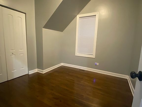 5th image of 7421 S Saint Lawrence Ave