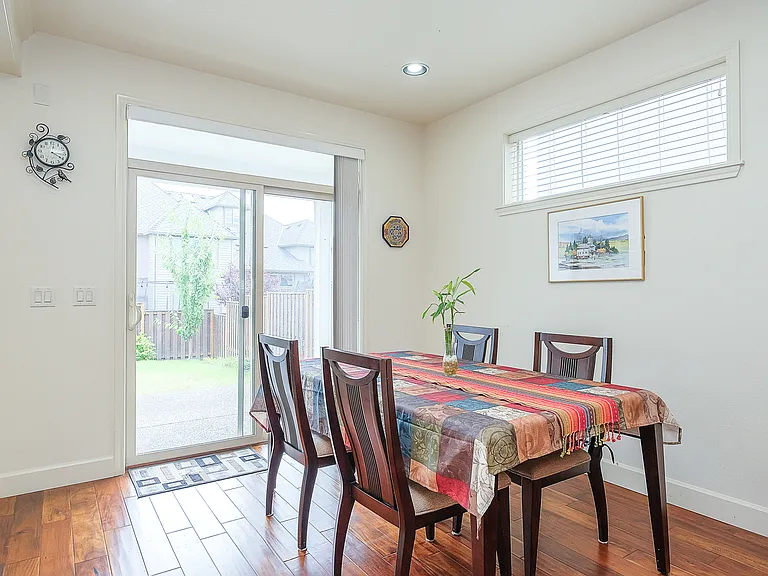 6572 NW 164th Ave — Photo 5