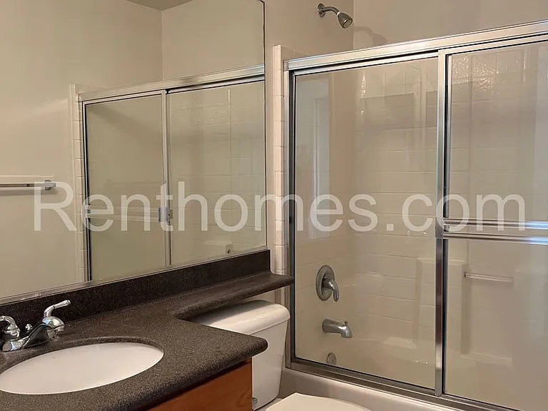 10326-28 Scripps Poway Pkwy — Photo 11