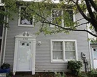 3 bed, 1.5 bath, 1280 sqft, $2,200 — Photo 1