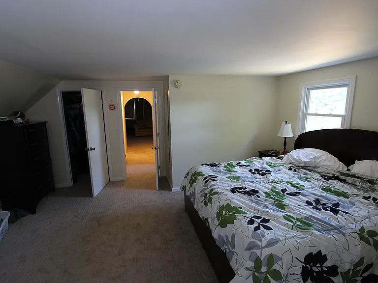 230 Field Rd — Photo 16