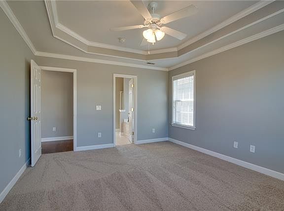 4th image of 3002 Farmville Cir