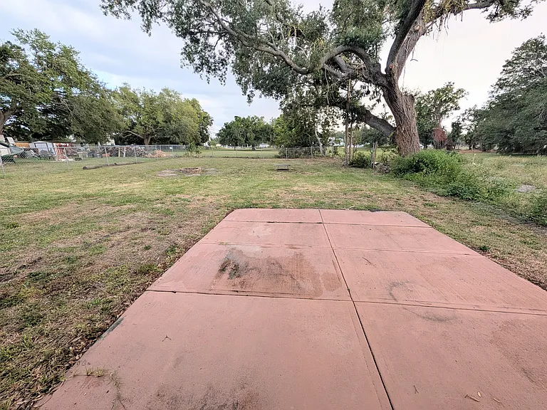 1912 3rd Ave E — Photo 12