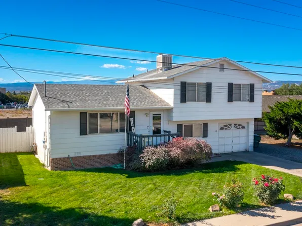 2869 1/2 Elm Ave, Grand Junction, CO 81501