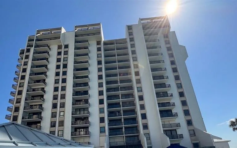 450 S Gulfview Blvd #1208 — Photo 2