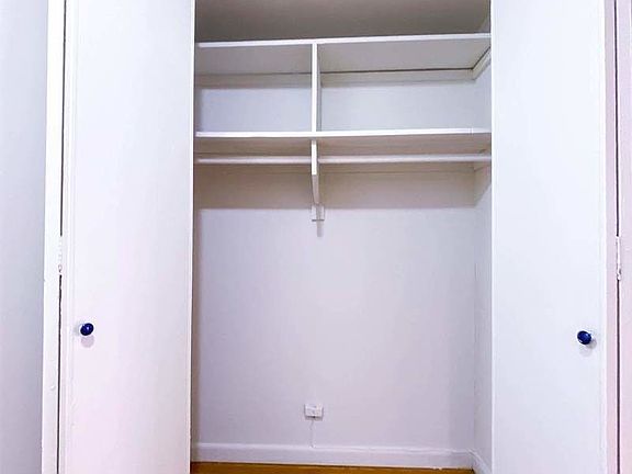 5th image of 310 W 47th St APT 4E