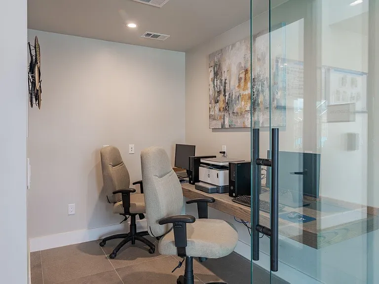 Elevate at Skyline Townhomes — Photo 20