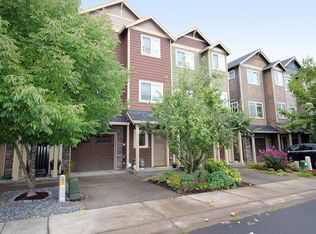 8667 SW Lizzie Ct, Portland, OR 97223