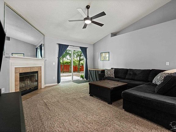 4th image of 1213 Tiffany Dr