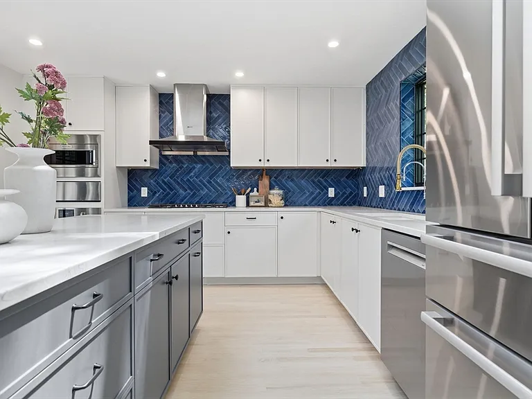 180 Eliot St — Photo 17