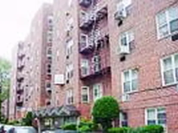 2665 Homecrest Avenue image 1 of 1