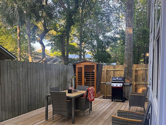 3rd image of 230 Rearden Way
