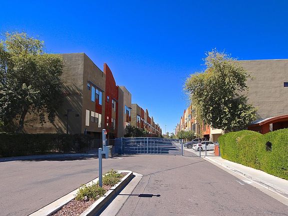 2nd image of 4719 E Culver St