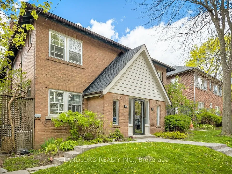 20 Acacia Rd #UPPER