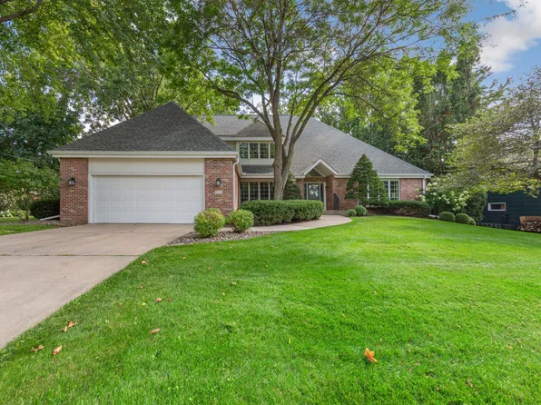 713 Highland Ave, Northfield, MN 55057