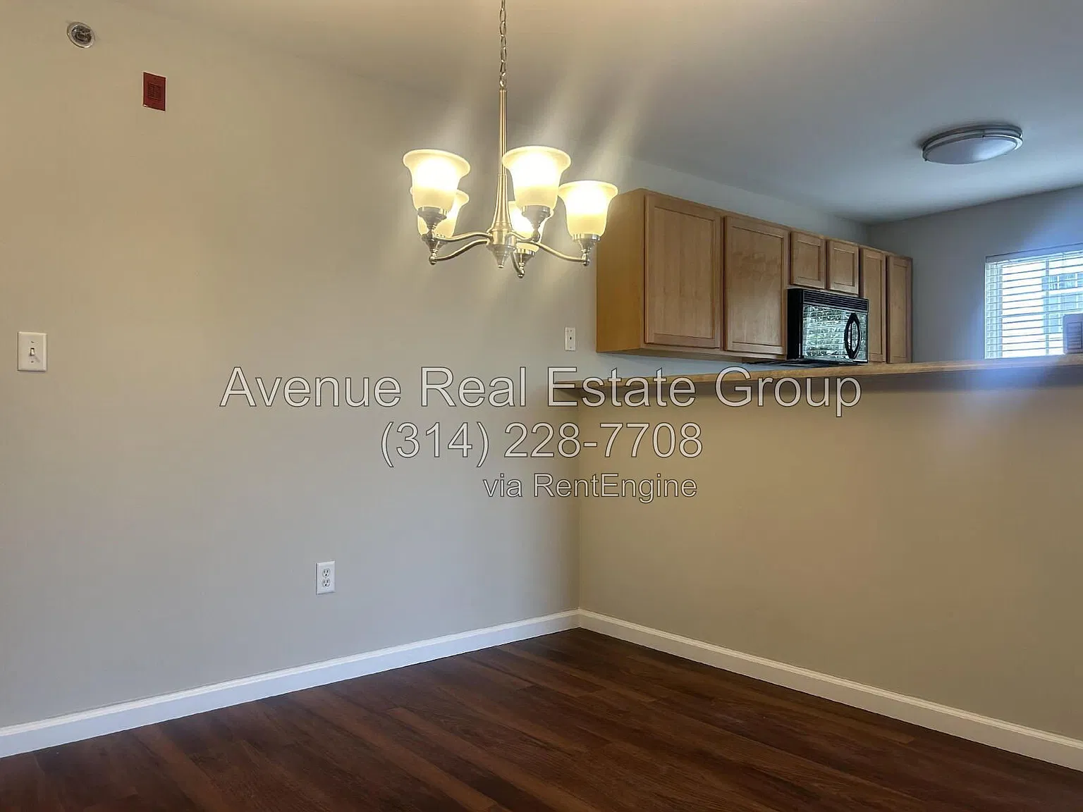 2 bed, 2.0 bath, 955 sqft, $1,350 — Photo 4