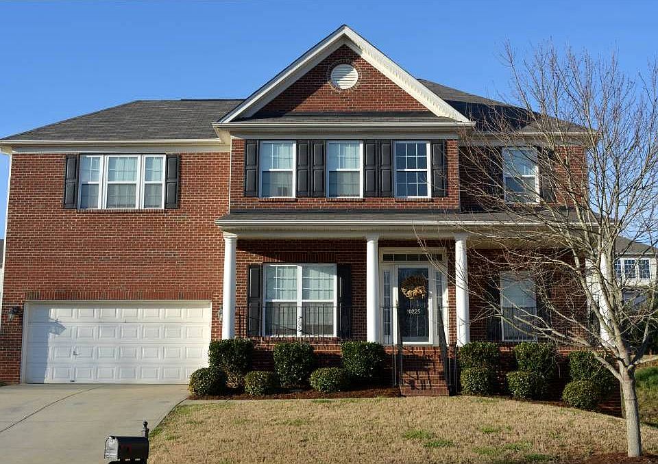1st image of 10225 Tintinhull Dr
