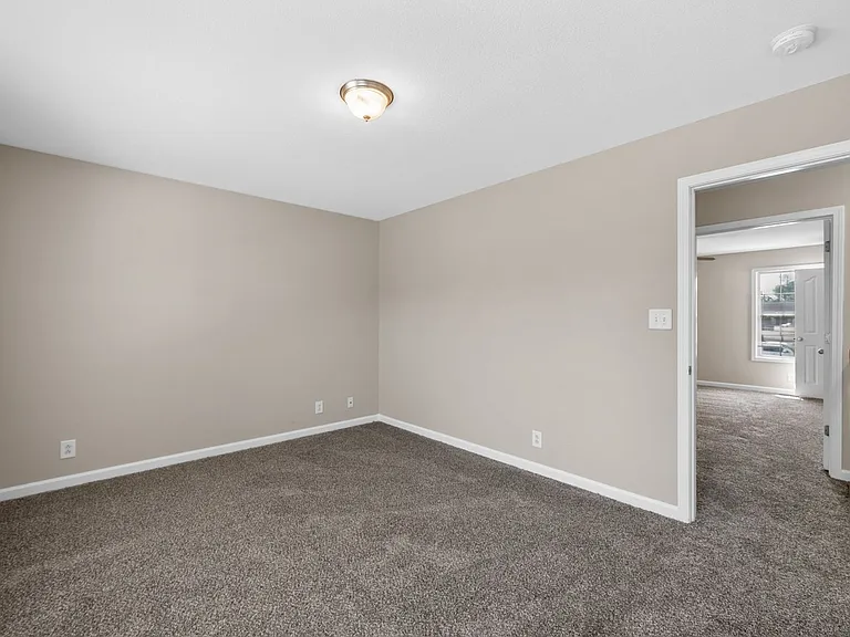 Raleigh Drive-295 — Photo 15