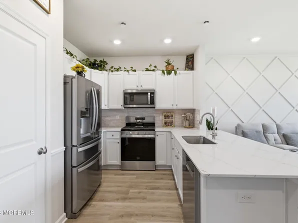 53 Elliot Ln, Westampton, NJ 08060