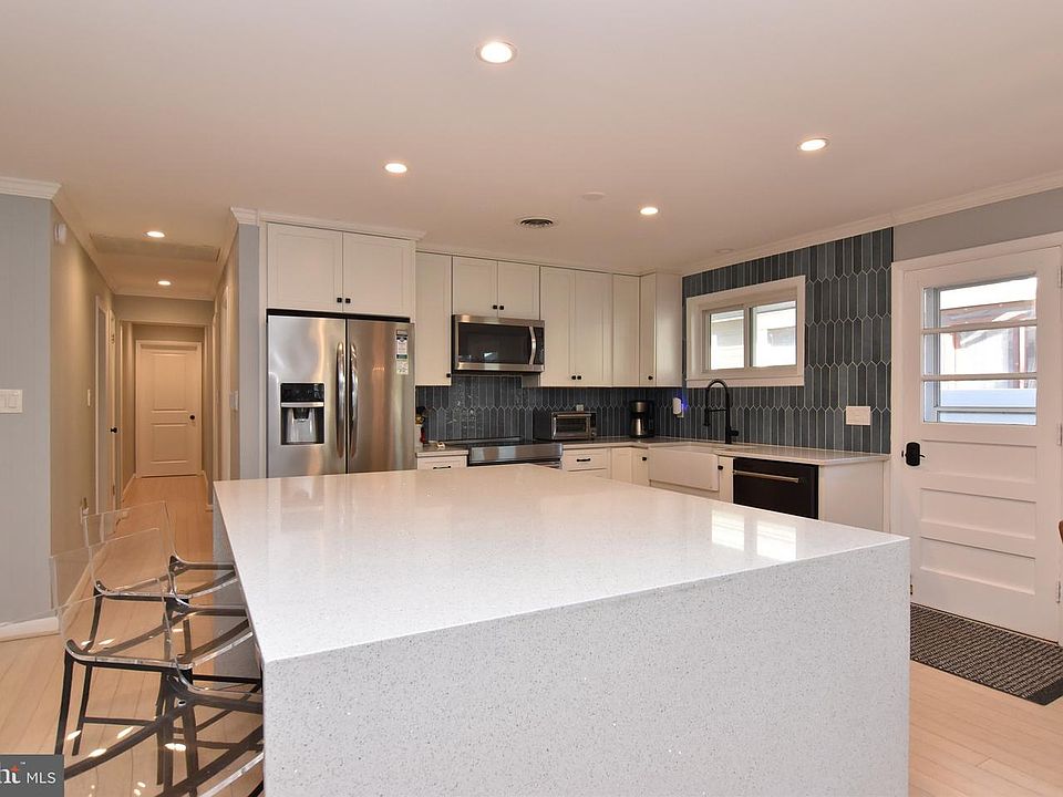 1st image of 5 State Rd