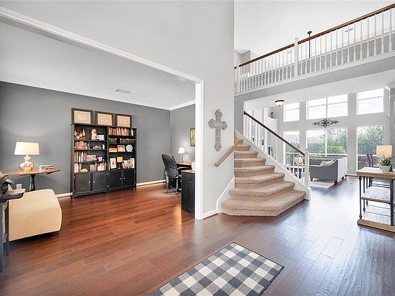 4th image of 11703 Newlands Ct