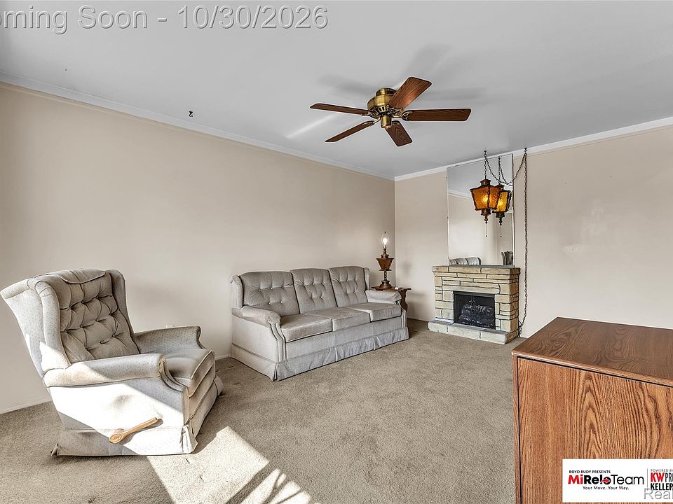 21515 Broadway St, photo 2