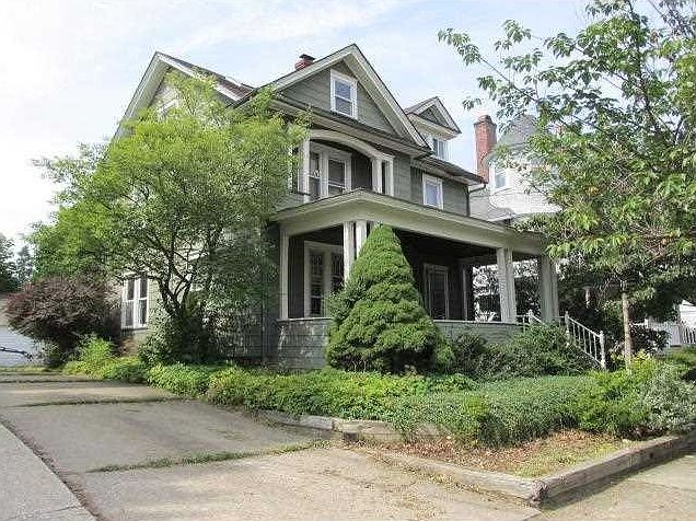 1st image of 47 N Lake St