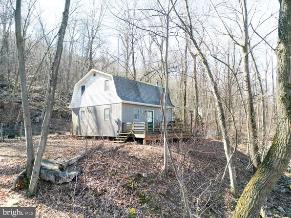 415 Wild Area Ln, Thompsontown, PA 17094