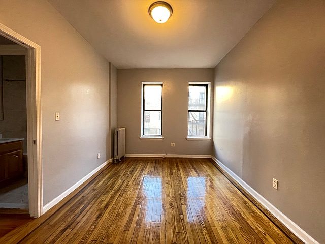 1st image of 969 Carroll St APT B18