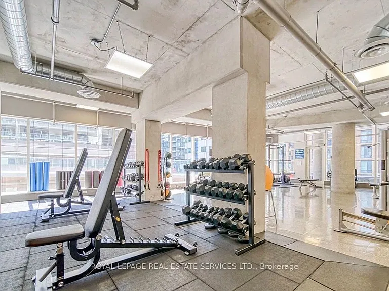 21 Widmer St #3706 — Photo 3