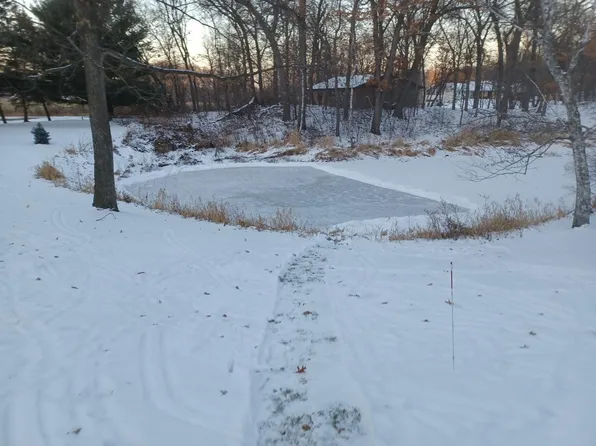 48 Island Rd, North Oaks, MN 55127