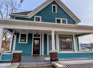 318 N Pine St, Momence, IL 60954