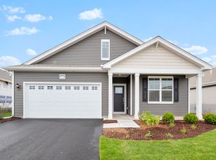 1586 Dublin Dr, Hampshire, IL