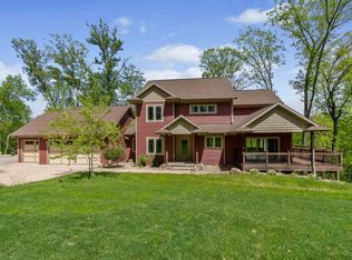 647 Green Ridge Rd, Lisbon, IA 52253