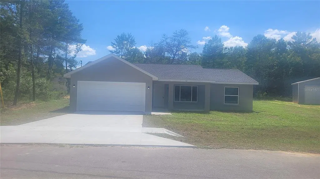 3 bed, 2.0 bath, 1350 sqft, $1,500 — Photo 1