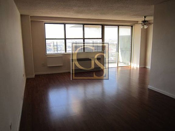 5th image of 875 Boynton Ave APT 19G