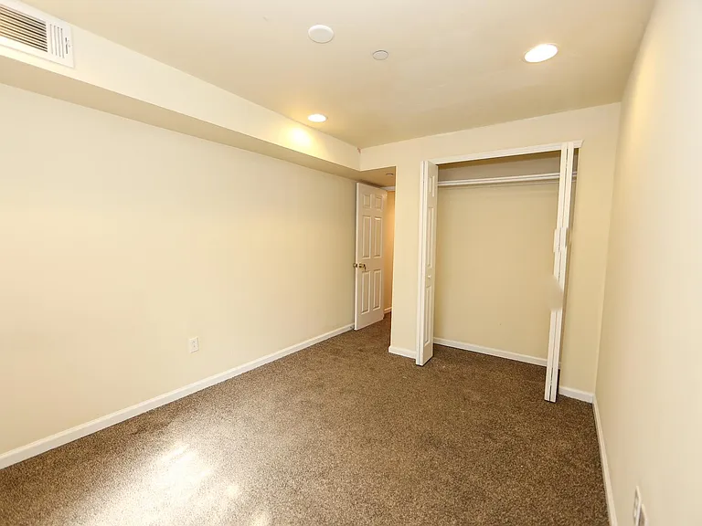 1528 N Willington St #1 — Photo 5
