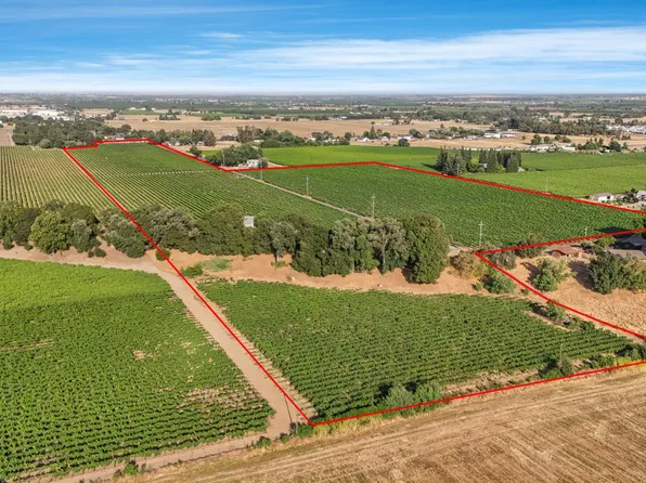 18050 N Tretheway Rd, Lockeford, CA 95237